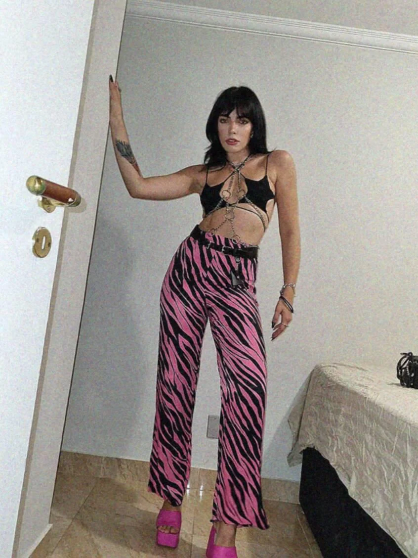 This outfit’s giving me all the confidence I need picture 1 of 1