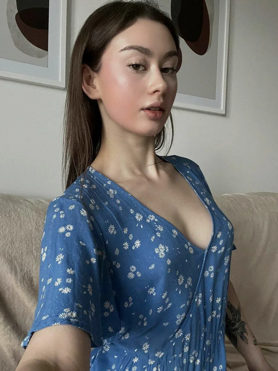 hurry up weekend fr picture 1 of 1