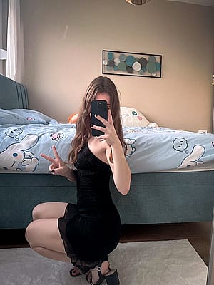 Your cutie neighbor saying hi'