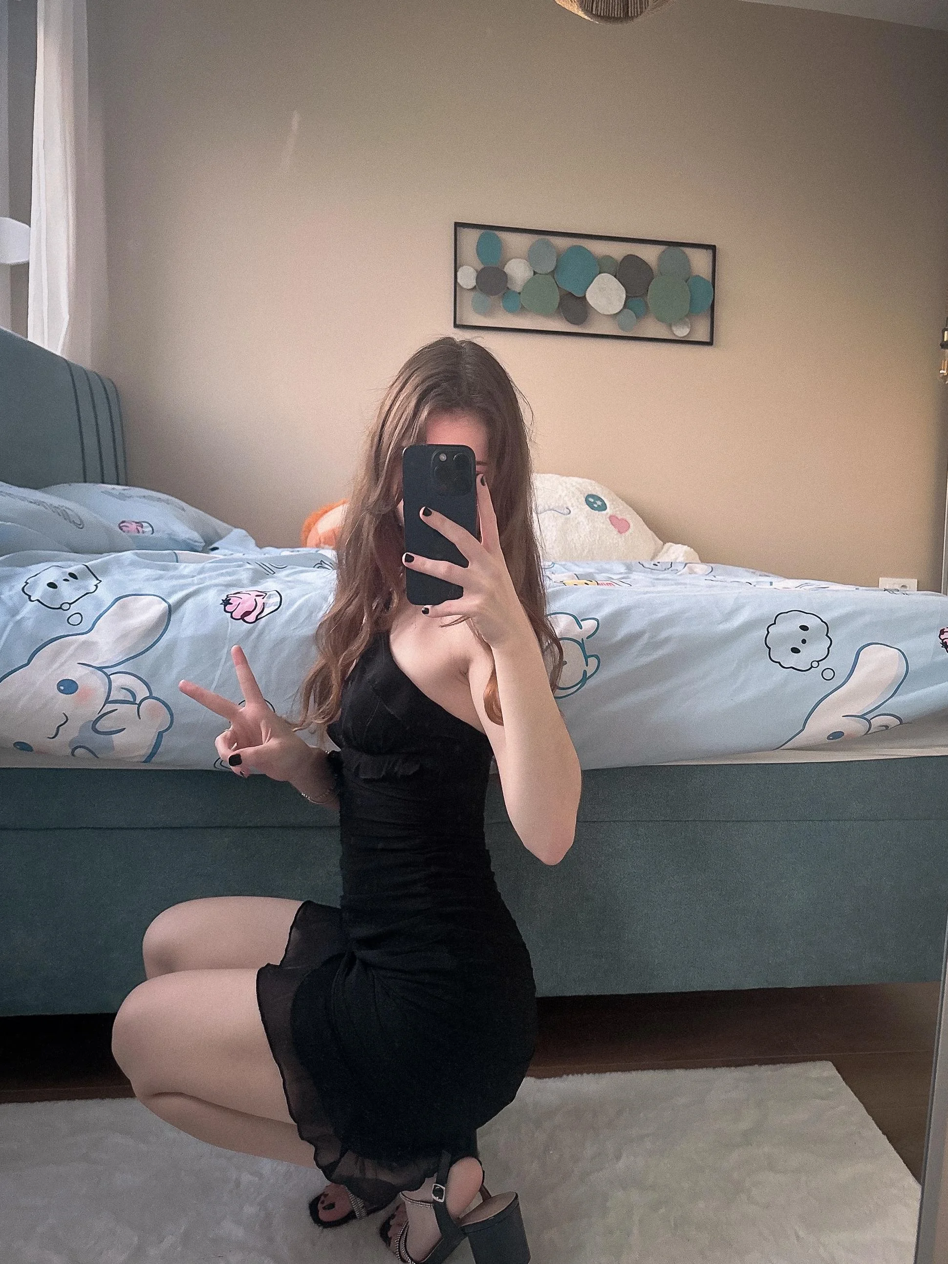 Your cutie neighbor saying hi picture 1 of 1