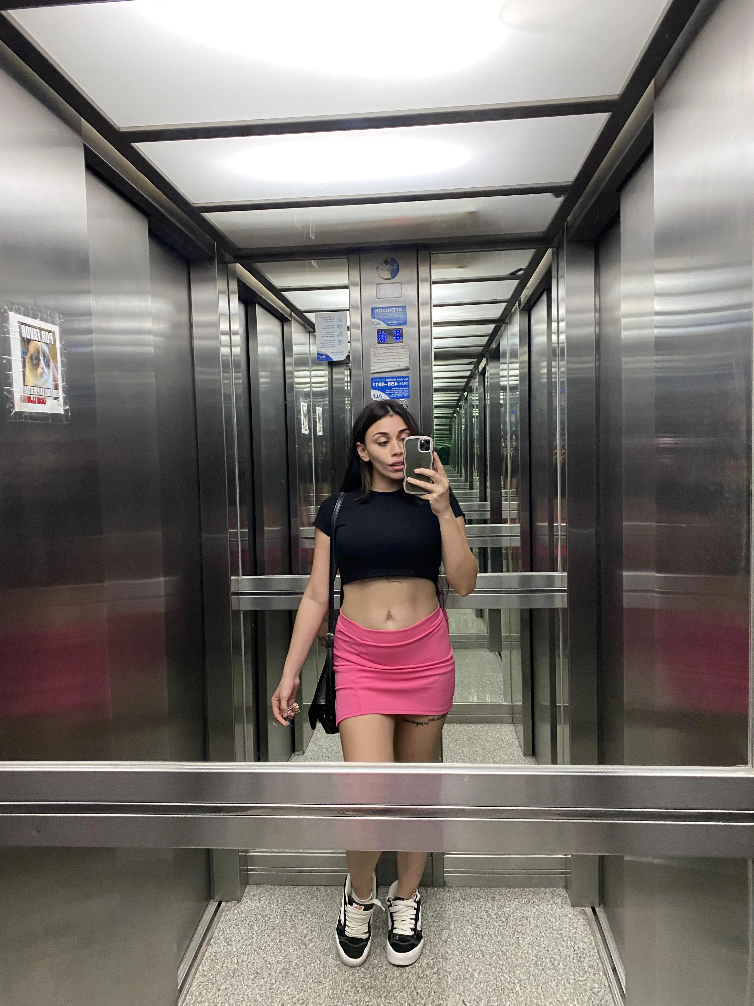 Feel hot in this mirror picture 1 of 1