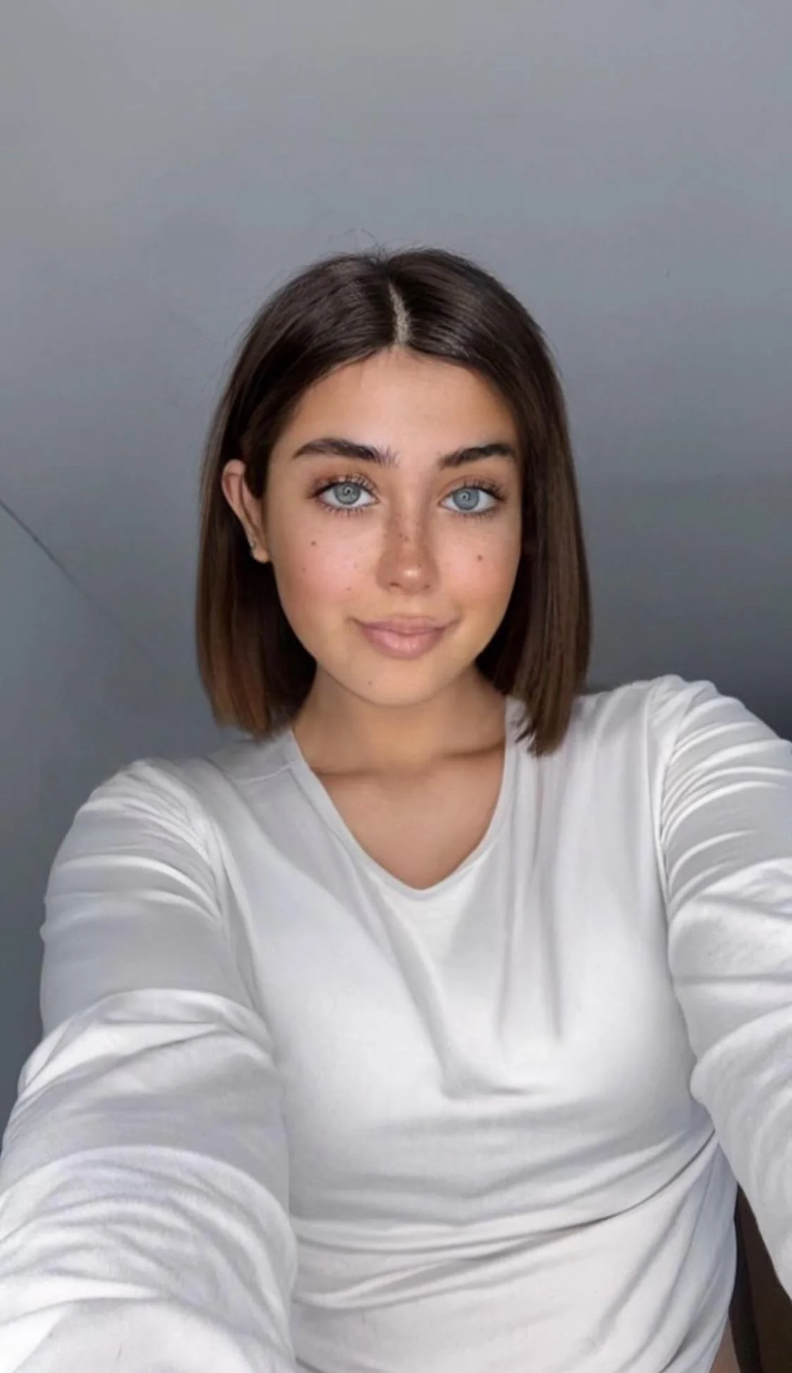 do you like my hair short?? picture 1 of 1