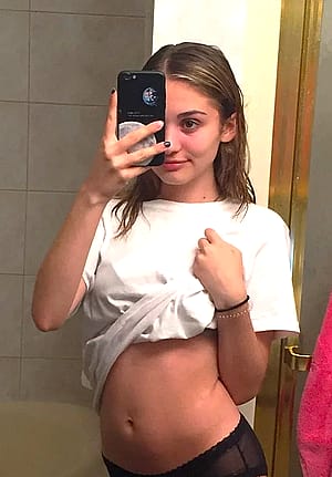 Am small and tight just the way you like it'