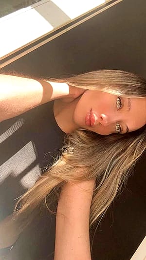 what do you think of this selfie'