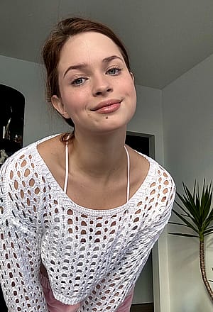 Sharing sunshine and natural beauty 🌸'