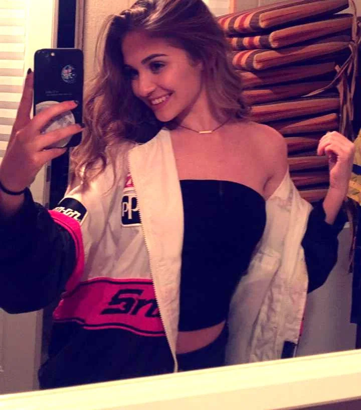 Are gym Girls classy too picture 1 of 1