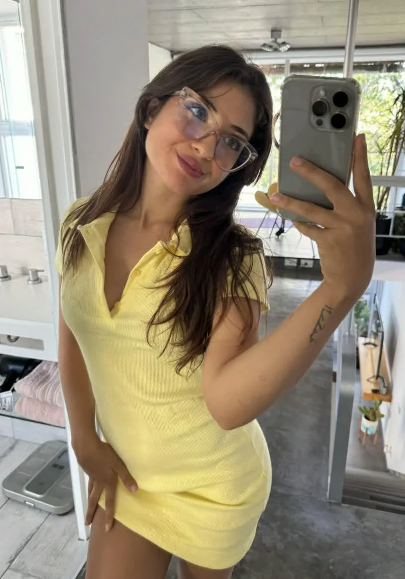 Am i dolled up? picture 1 of 1
