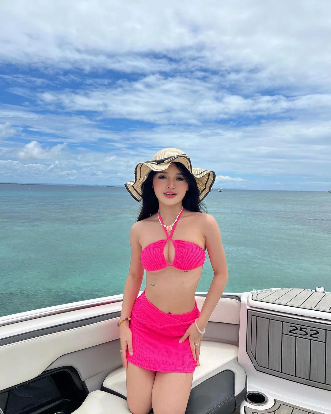 fast forward to summer pls>>>🌊🏝️👙 picture 1 of 1