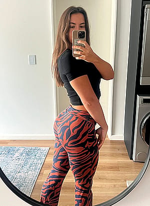 Anyone into Latinas?'