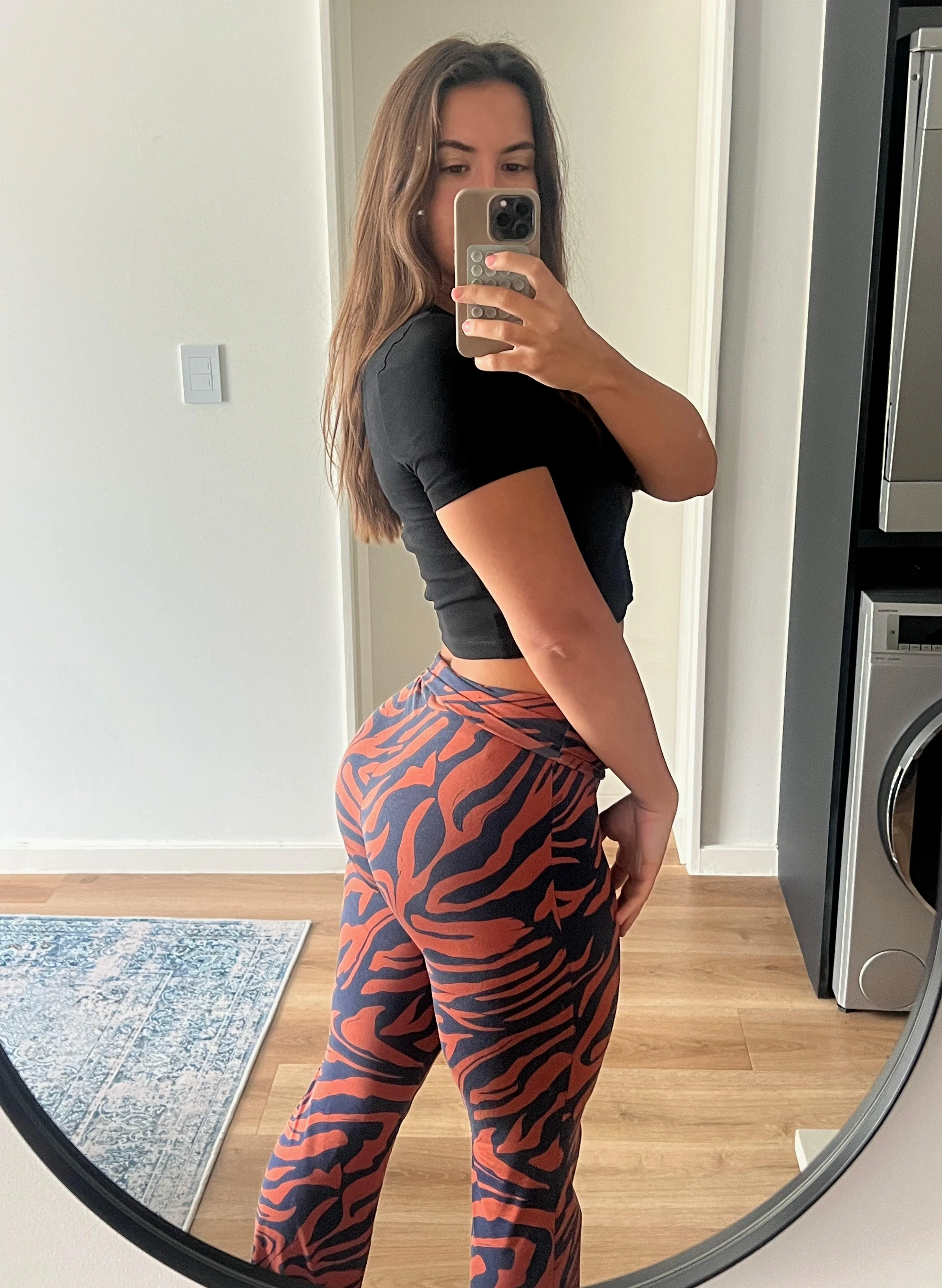 Anyone into Latinas? picture 1 of 1
