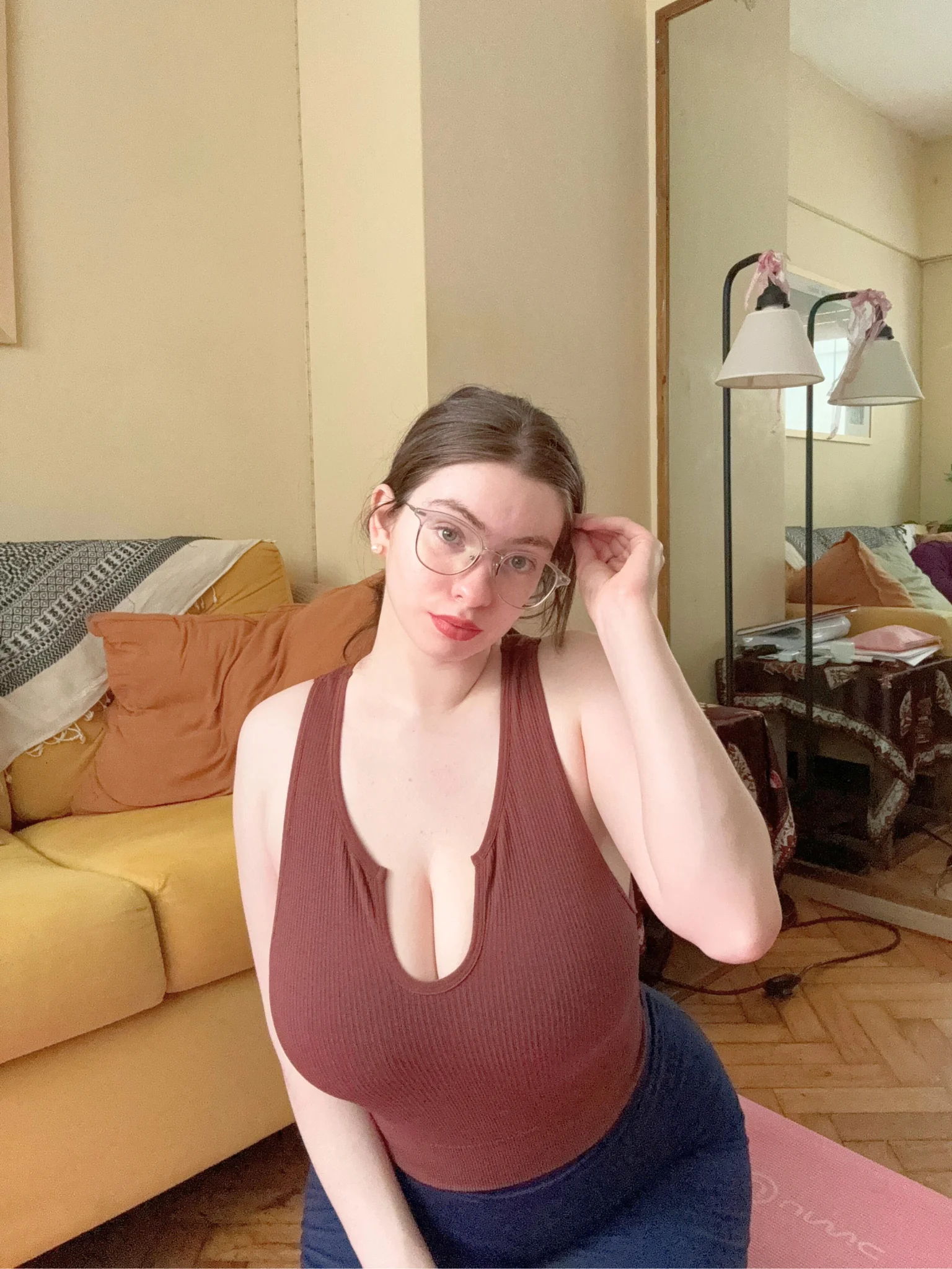 With or without glasses, not sure which one's more attractive for men picture 1 of 2