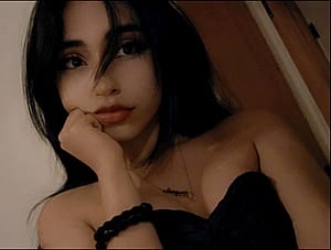 Do you think I'm hot? f18'