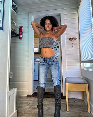 Am I hot enough? f19'
