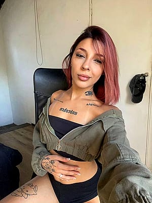 All natural—do I look hot?'