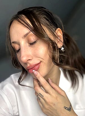 Feeling beautiful today! What do you all think?'