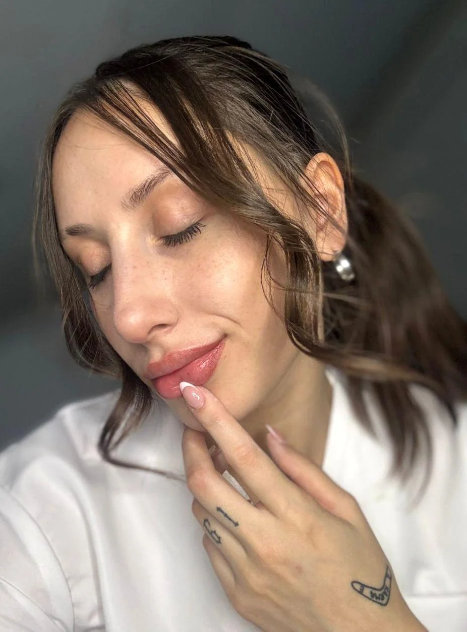 Feeling beautiful today! What do you all think? picture 1 of 1