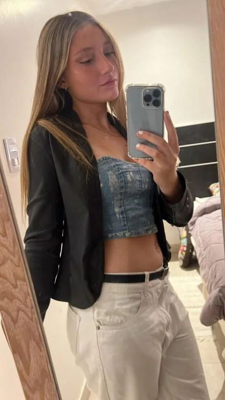 Liverpool gal needing some love picture 1 of 1