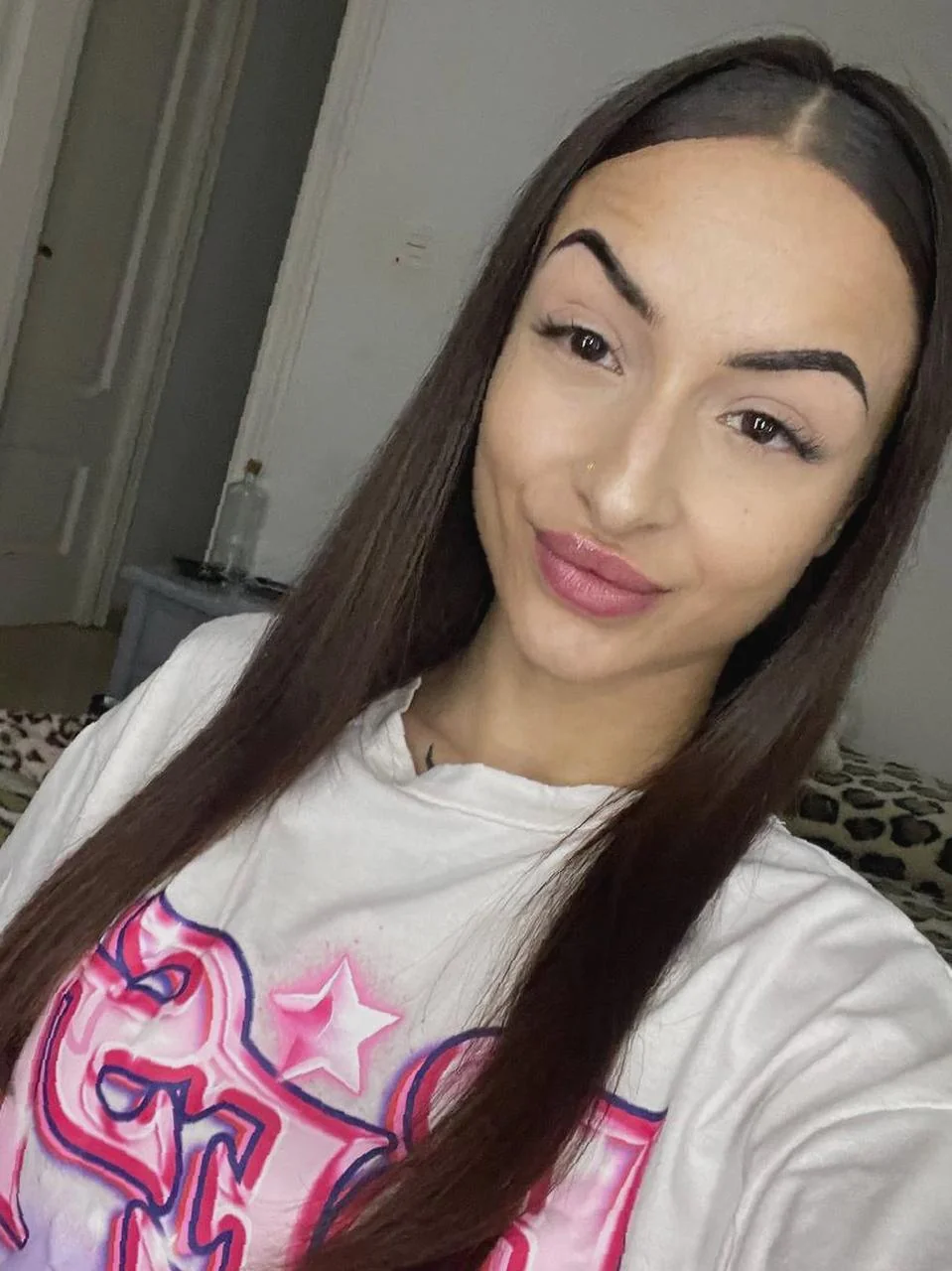 how do i look? picture 1 of 1