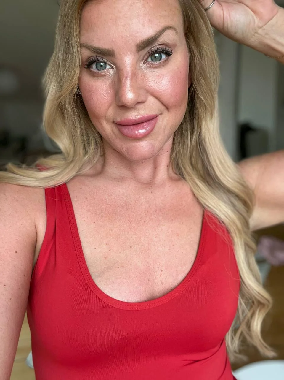 I’m without makeup today! picture 1 of 1