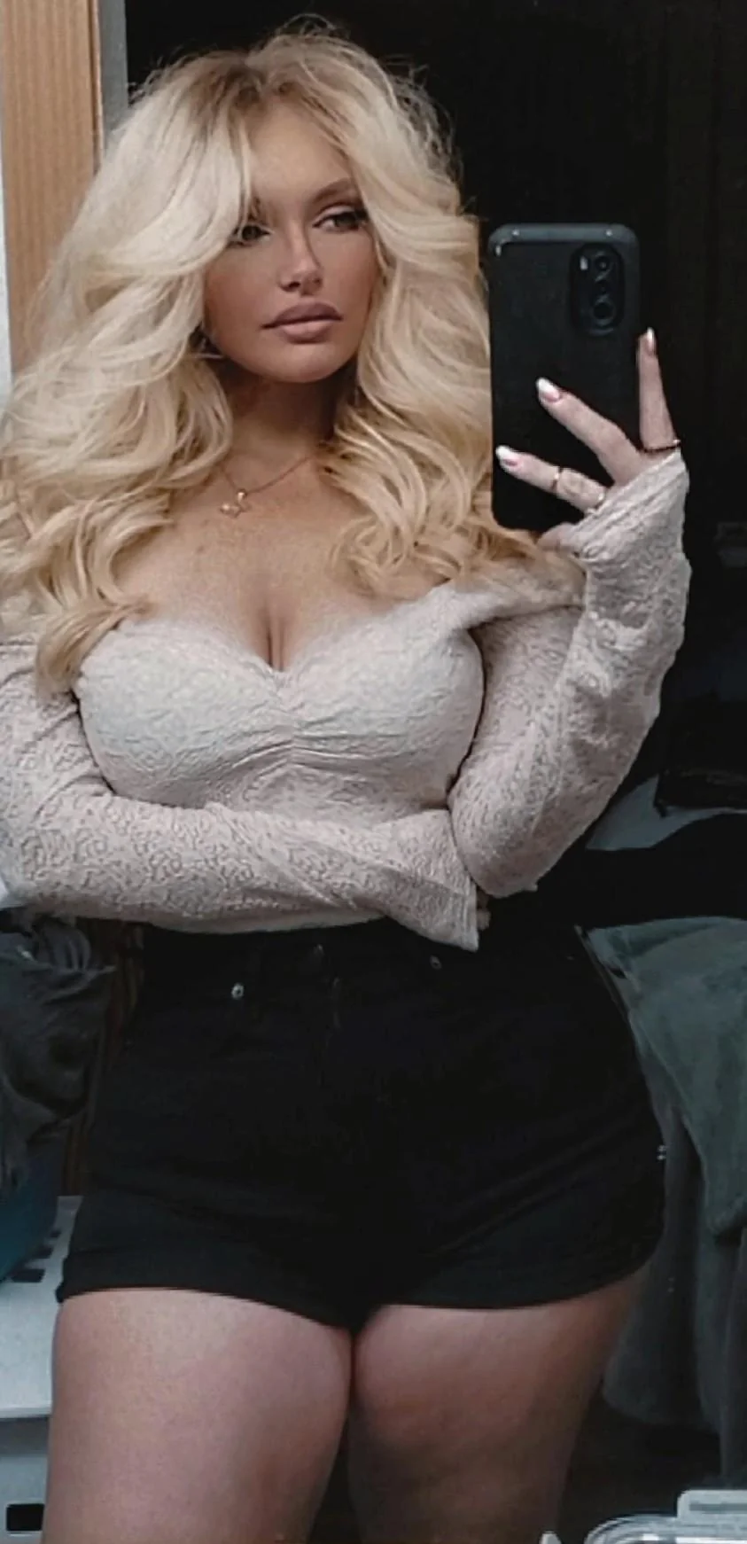 Good hair days are the best ;) picture 1 of 1