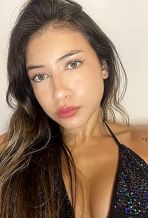 Is my makeup classy?'