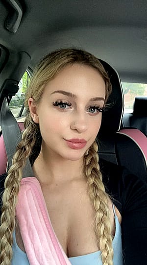 Still sexy during daily work commute'