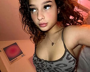 am i hot for my age? F18'