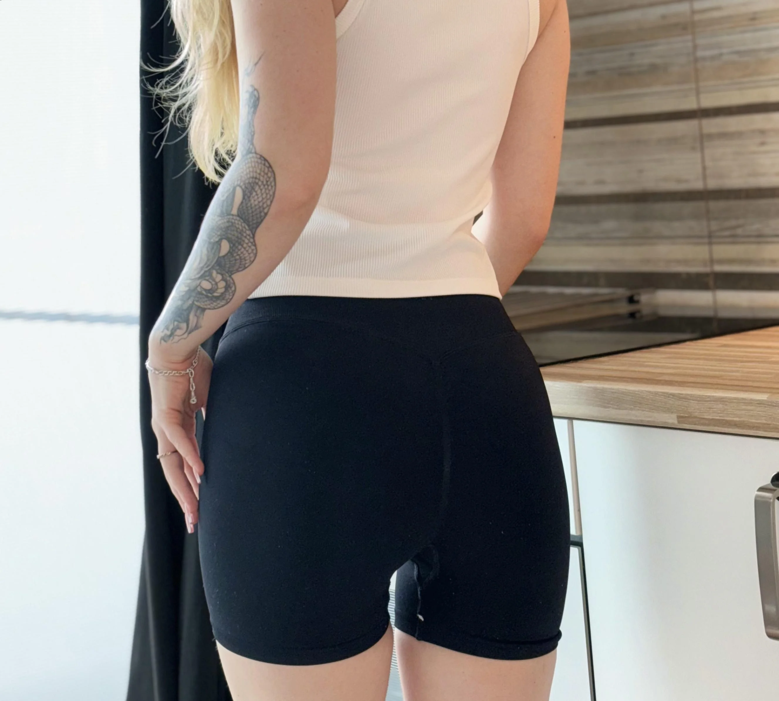 My shorts dont fit over my ass picture 1 of 1