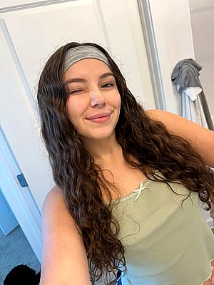 On which pic do I look prettiest 1, 2, 3, or 4'