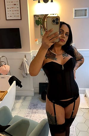 Are you into ladies over 40'