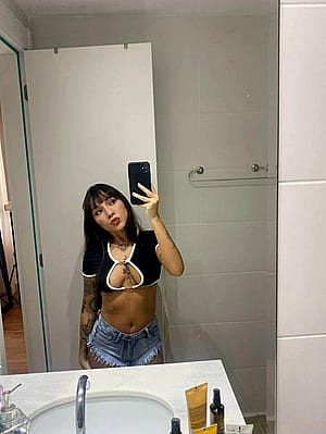 Do u like latina girls?'
