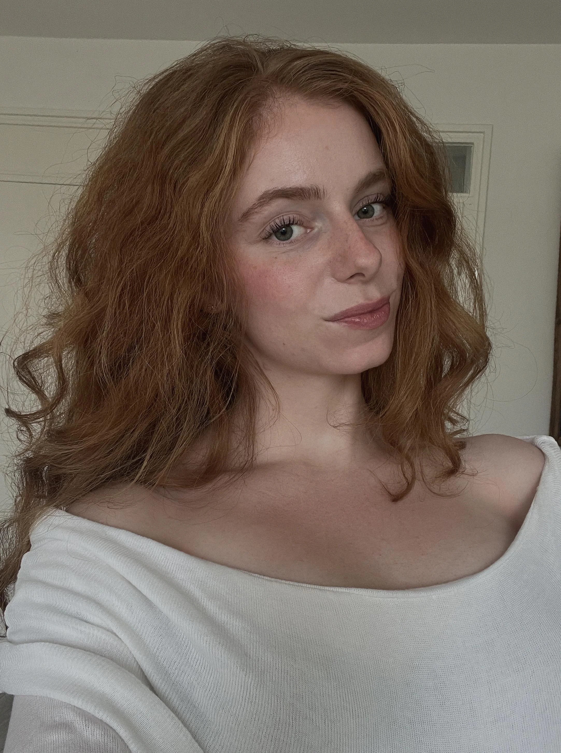 Fire and light, naturally radiant. picture 1 of 1