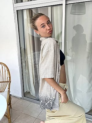just a College Girl Next Door… think you could handle the adventure of dating me?'