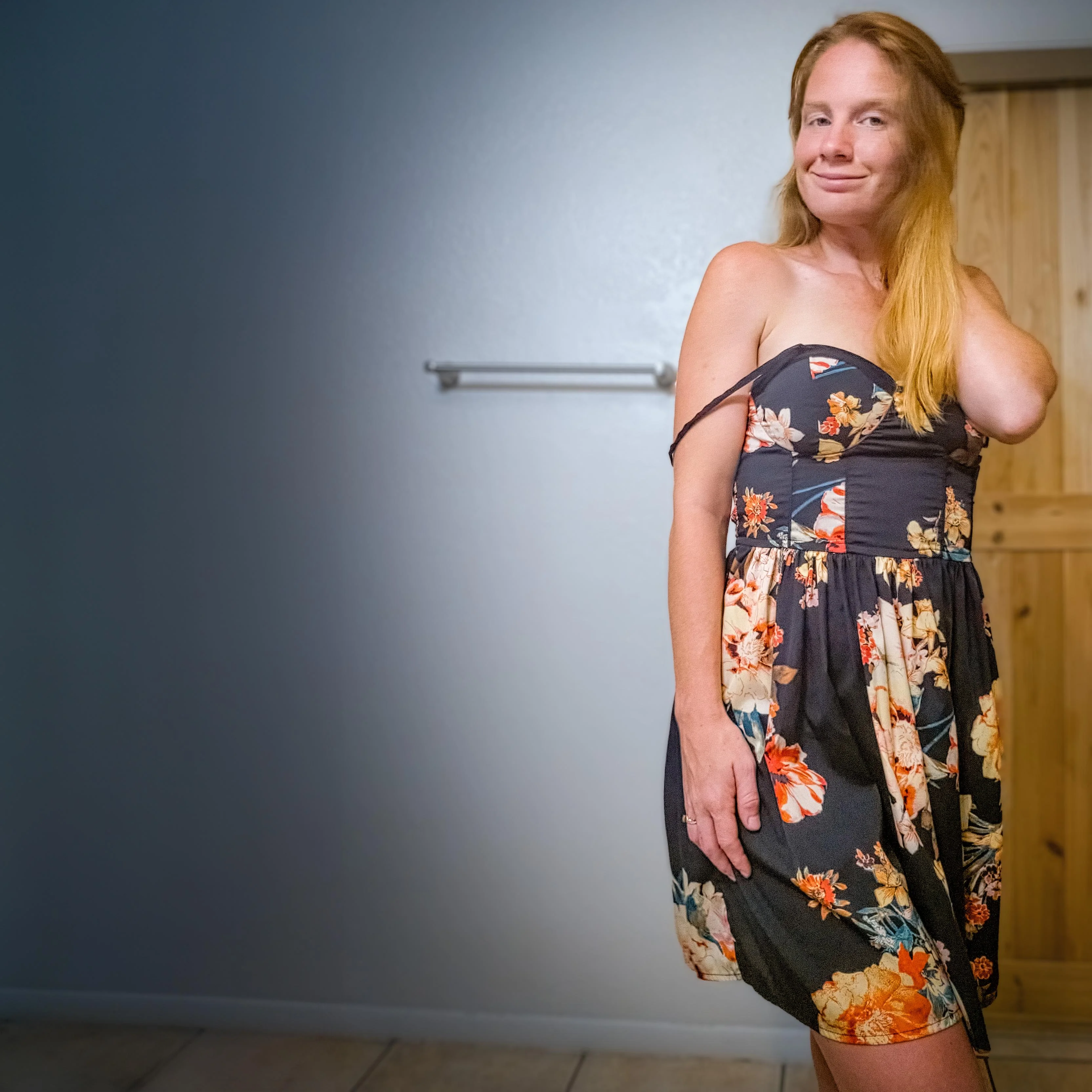 spicy, am i hot?🌶️ [f28] picture 1 of 1