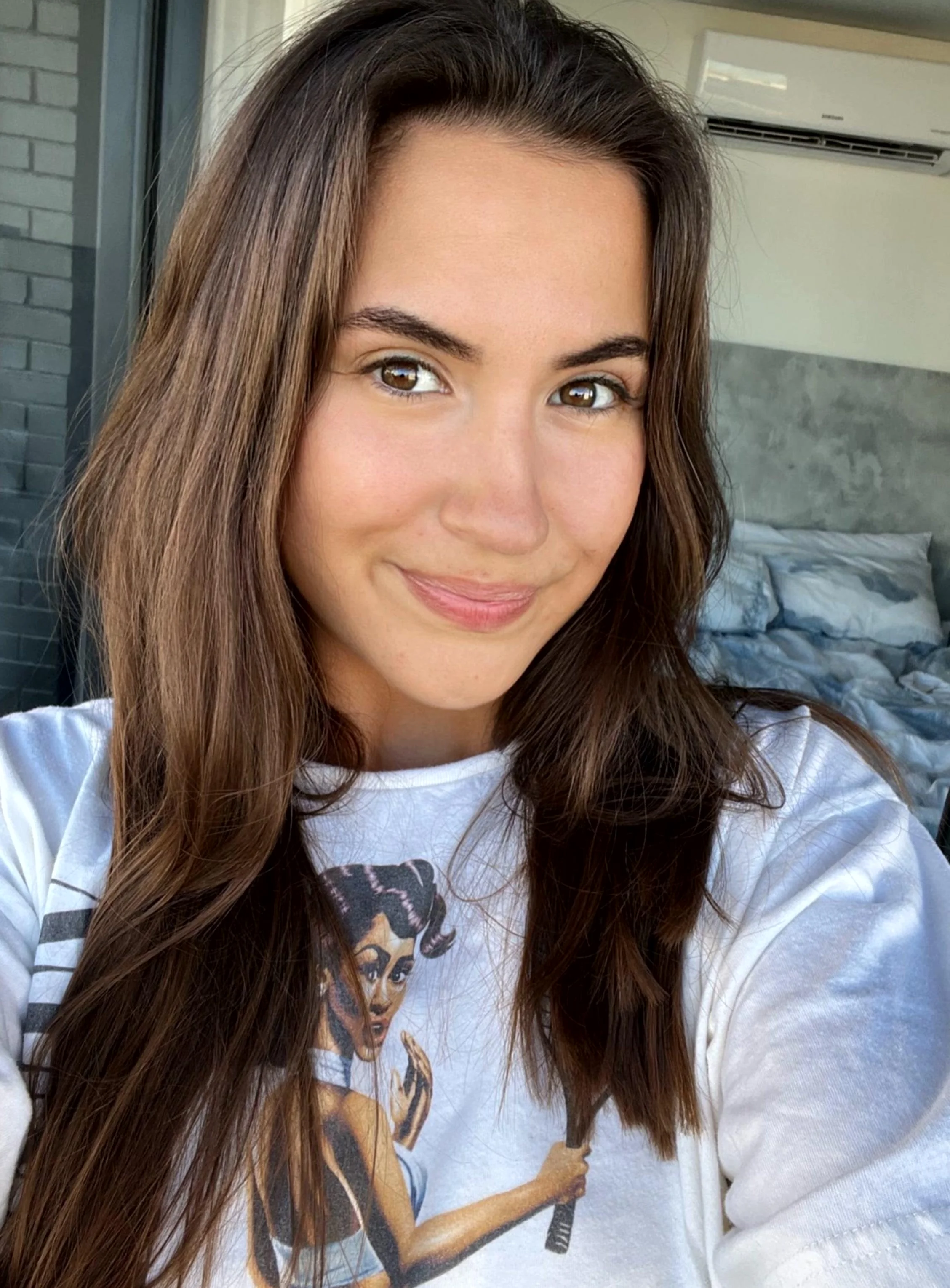 help me feel confident with myself picture 1 of 1