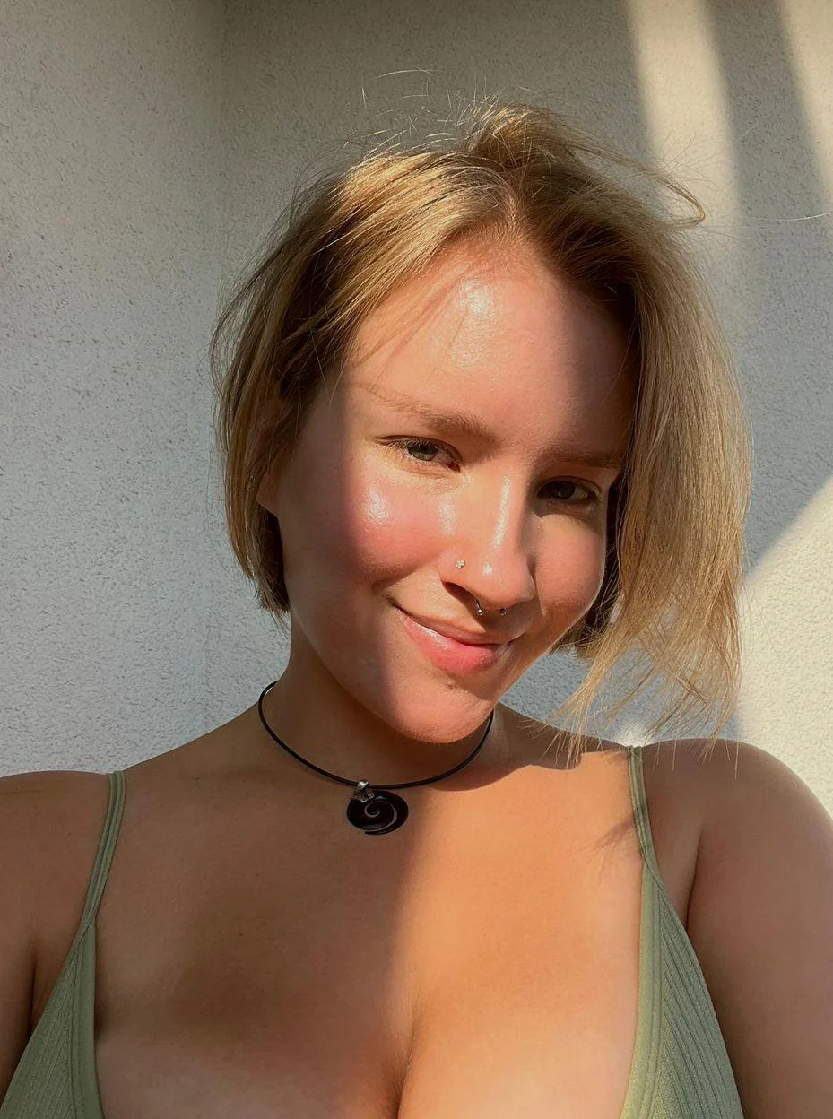 Hope you like my selfie picture 1 of 1