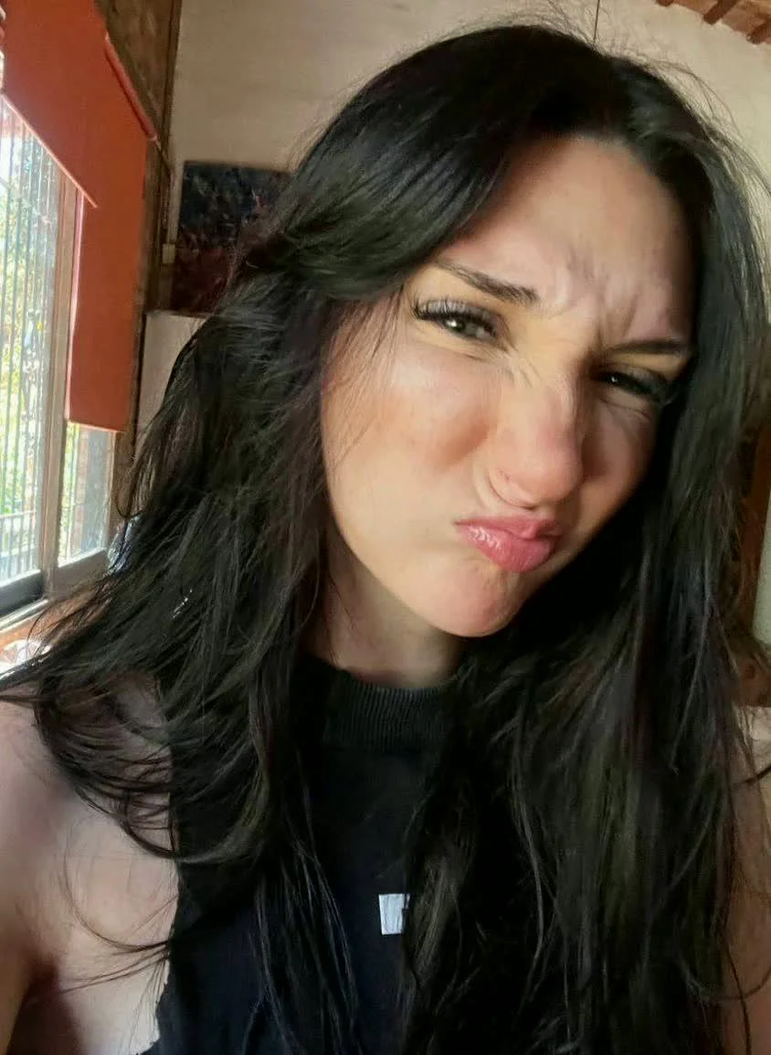 good enough of a gf for you i hope :)) f18 picture 1 of 1