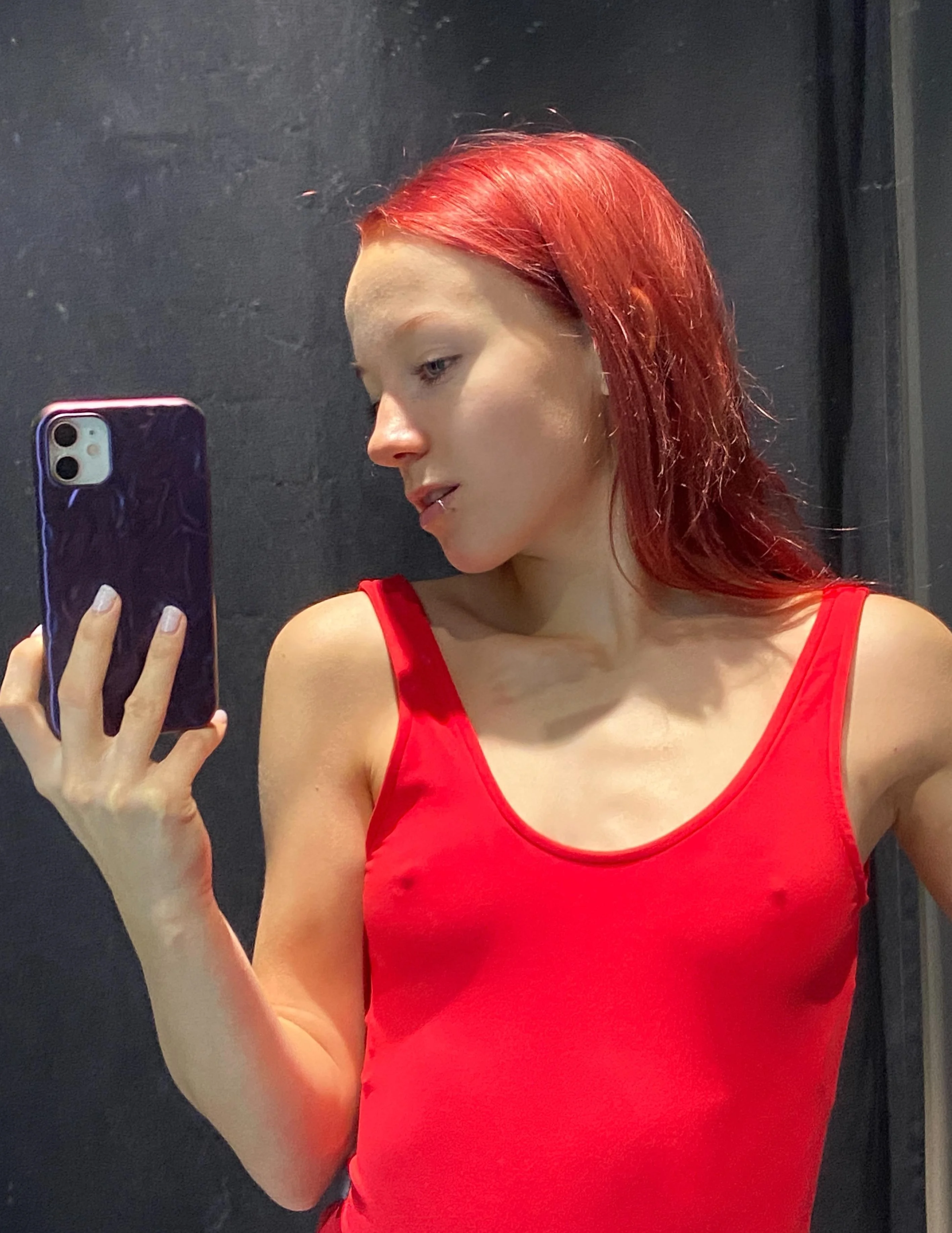 [F25] I like to take mirror selfies for a good mood picture 1 of 1