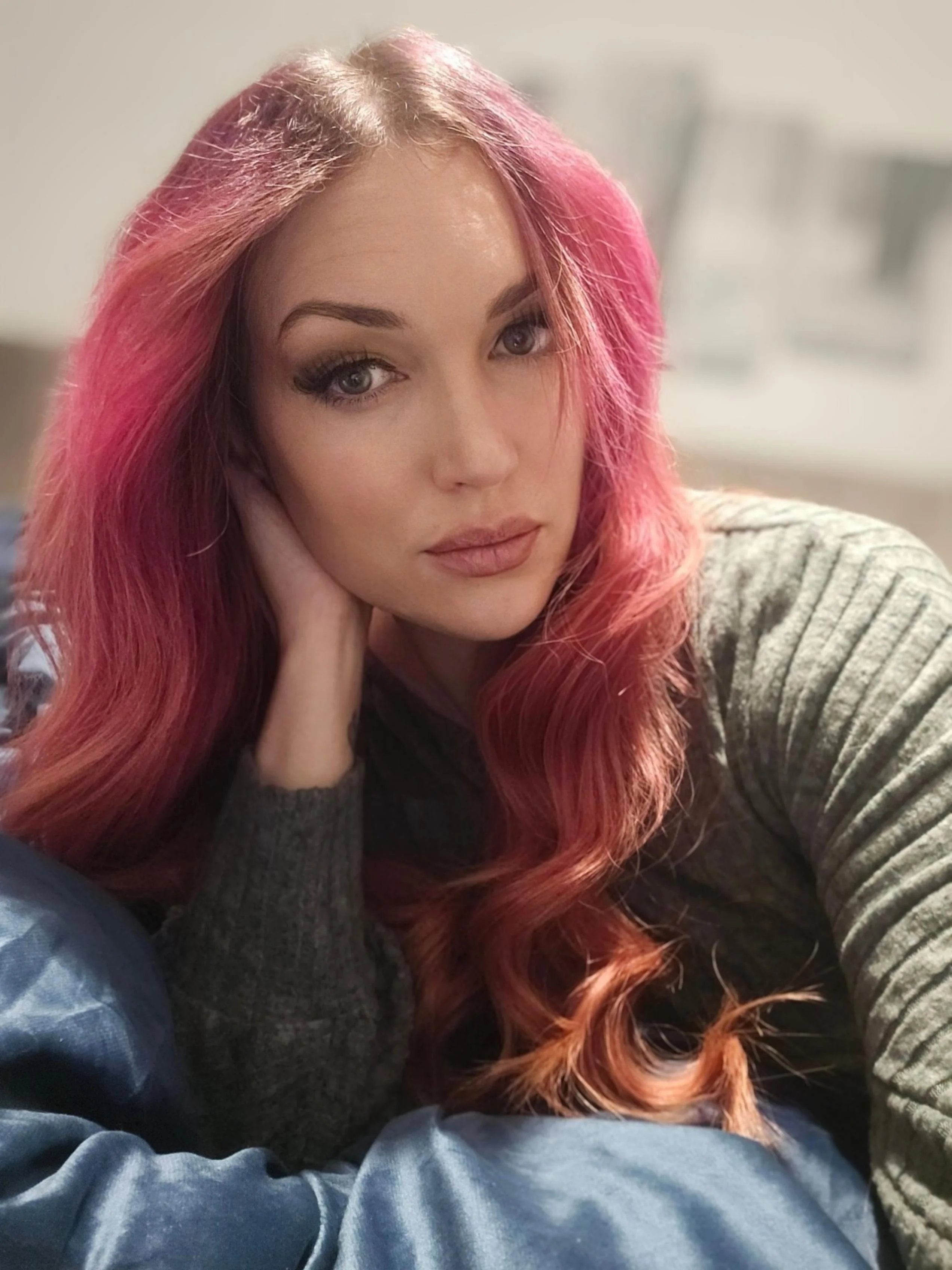 Make up all done and ready picture 1 of 1
