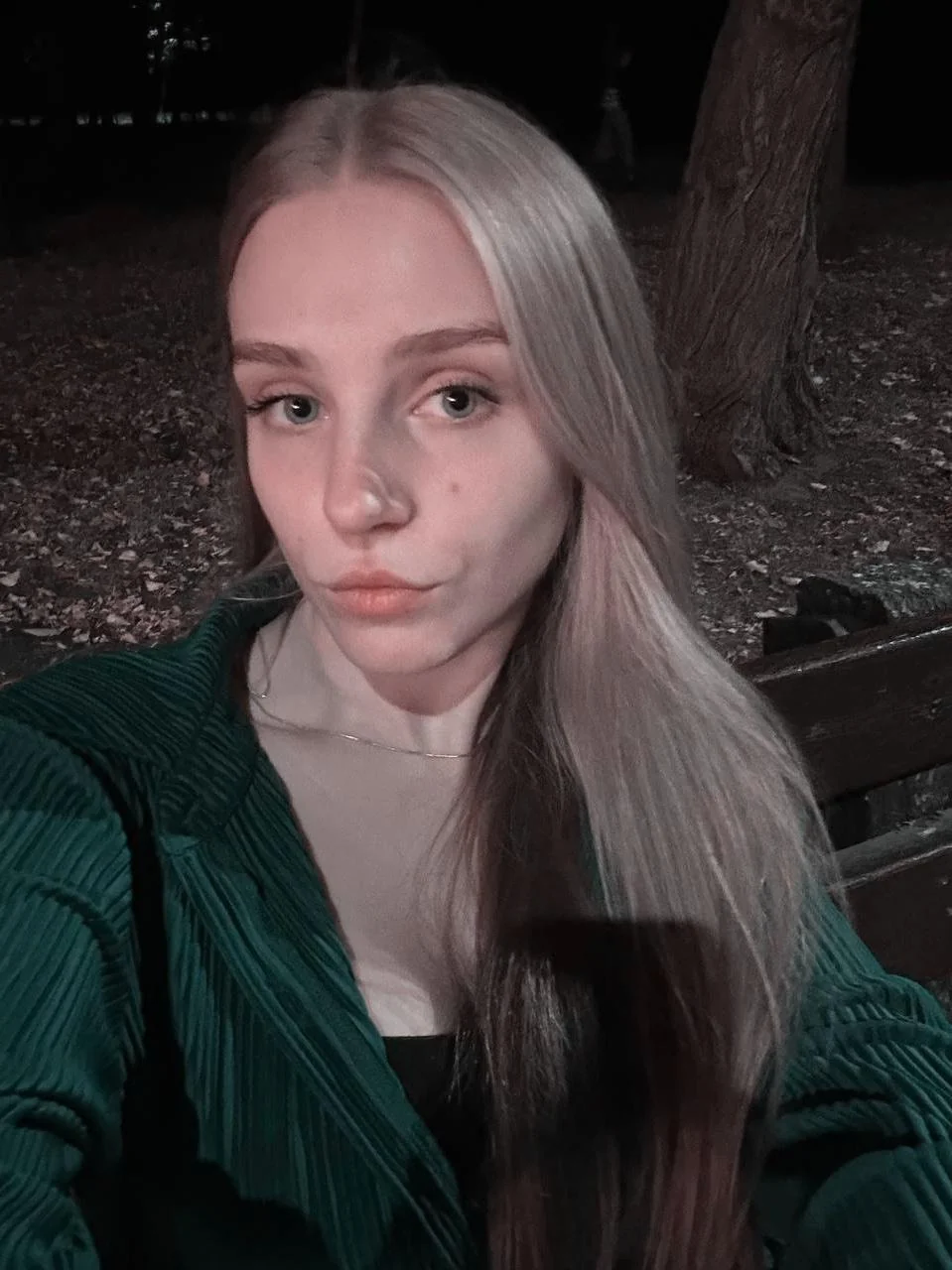Is my make up too obvious? picture 1 of 1