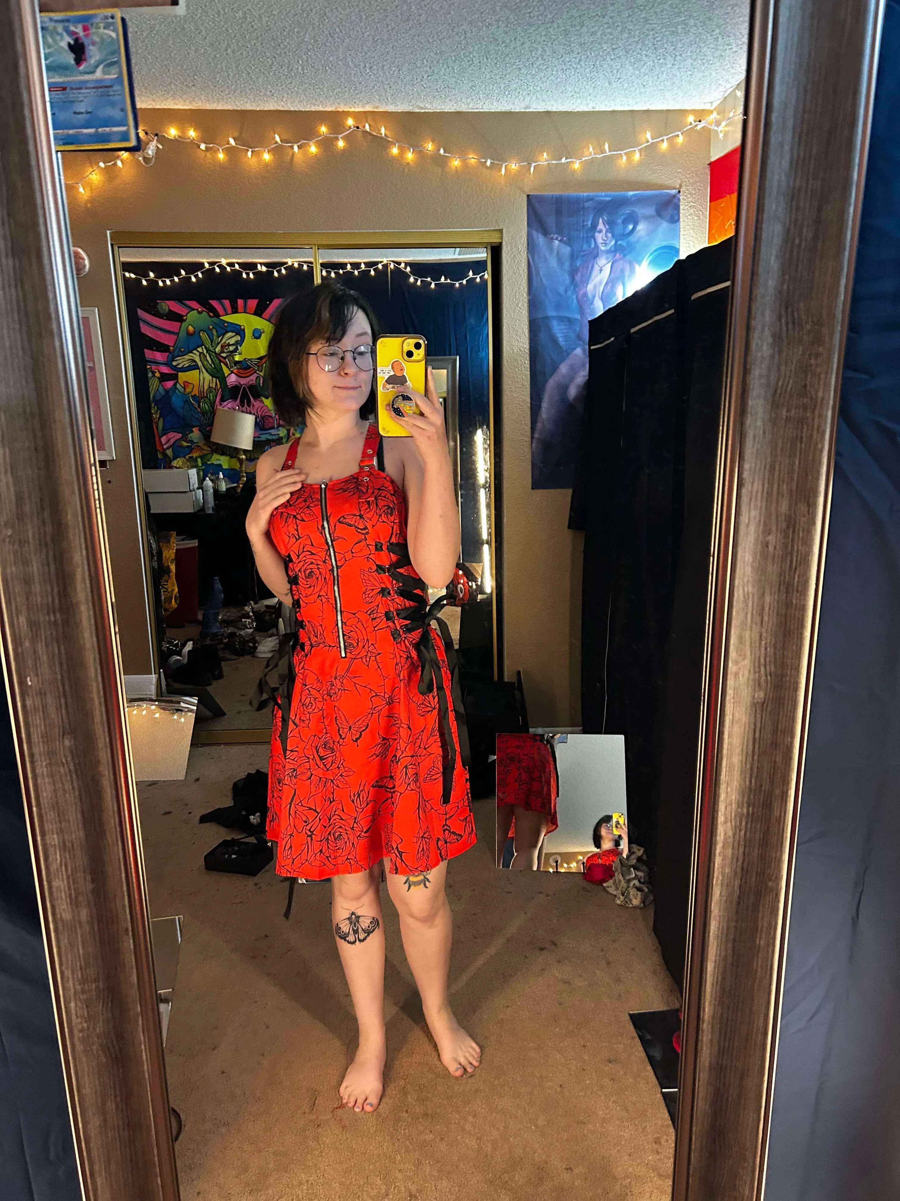 Do you like girls in red? picture 1 of 2