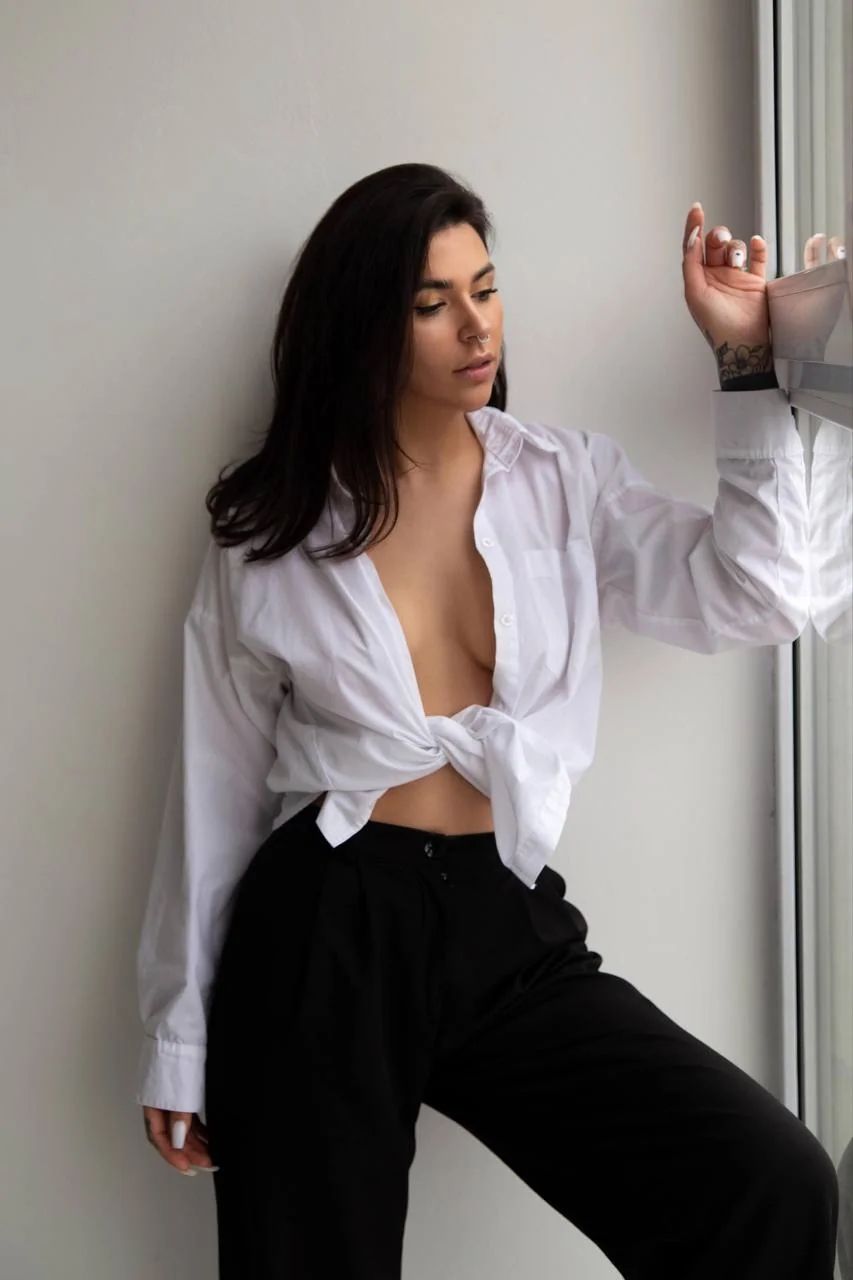 I like this picture, it makes me look like a doll picture 1 of 1