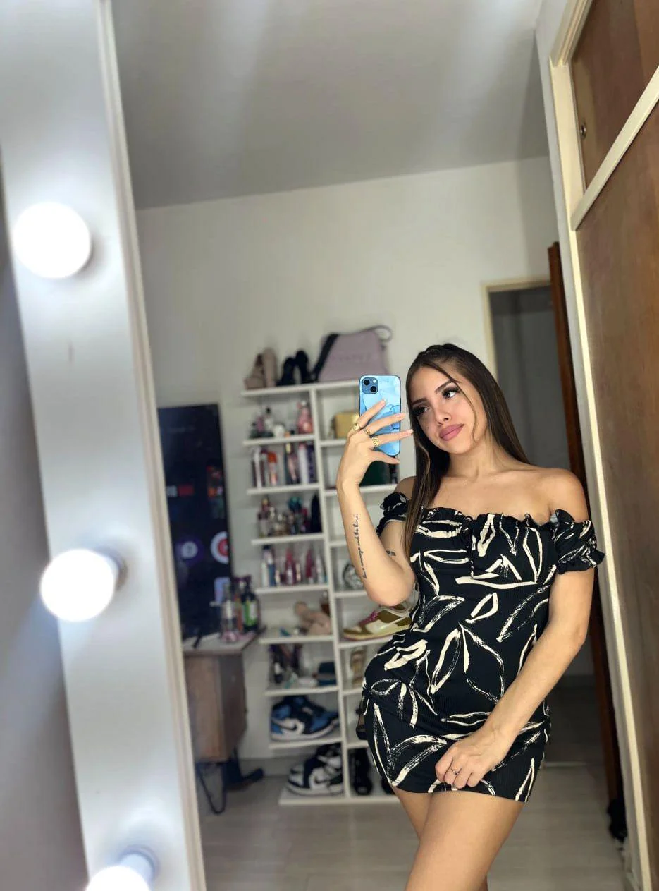 Would you take me on a date? picture 1 of 1