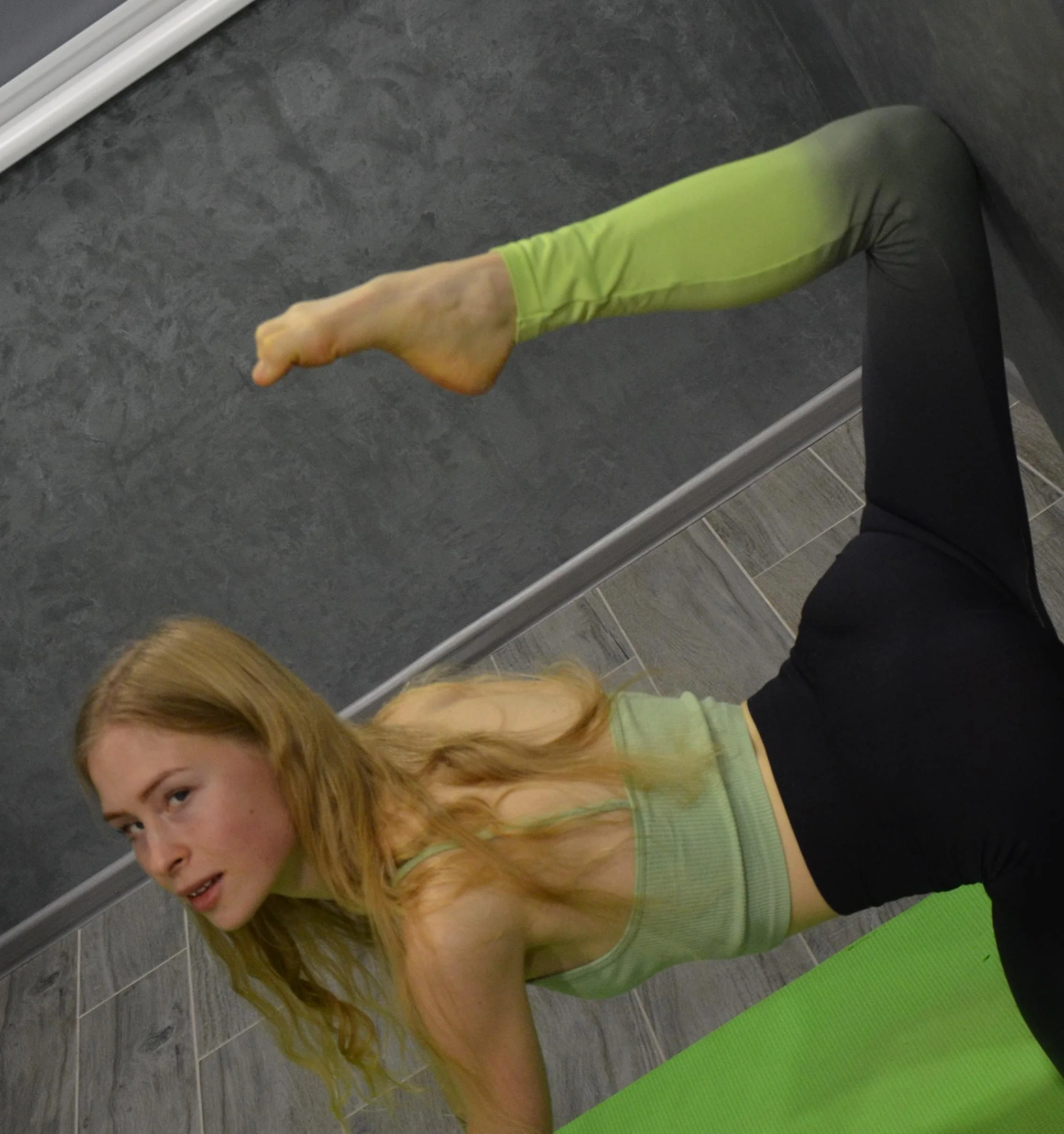 My new leggings are the most perfect for sports activities picture 1 of 1
