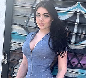 Would you be interested in a date with a college girl'