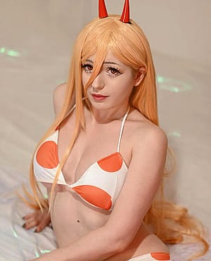 Inlove with sexy cosplaying'