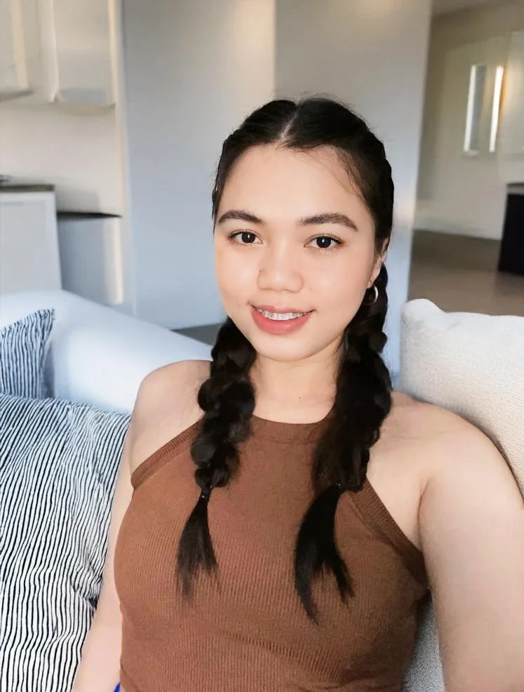 My smile is the most sexiest looking in my Asian features, isn`t it? f18 picture 3 of 3