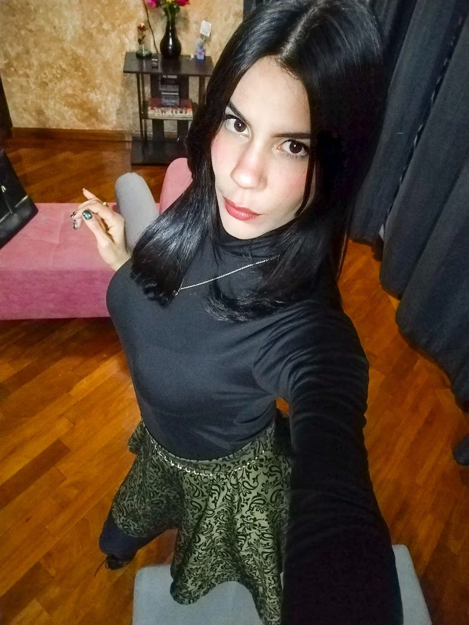 just a pretty girl leaving home picture 1 of 1