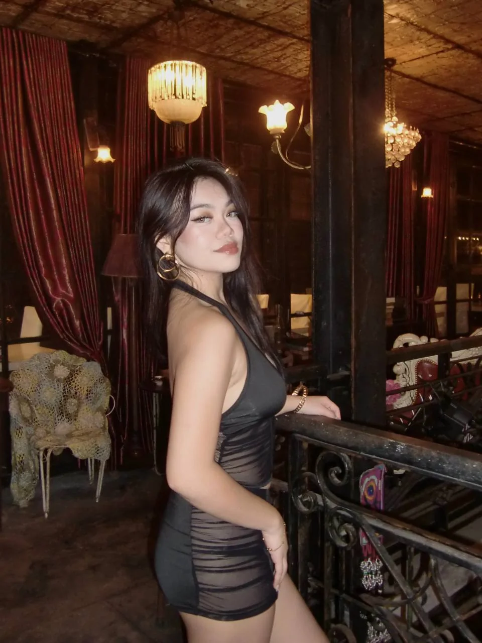 Well do you find me sexy or nah picture 1 of 1