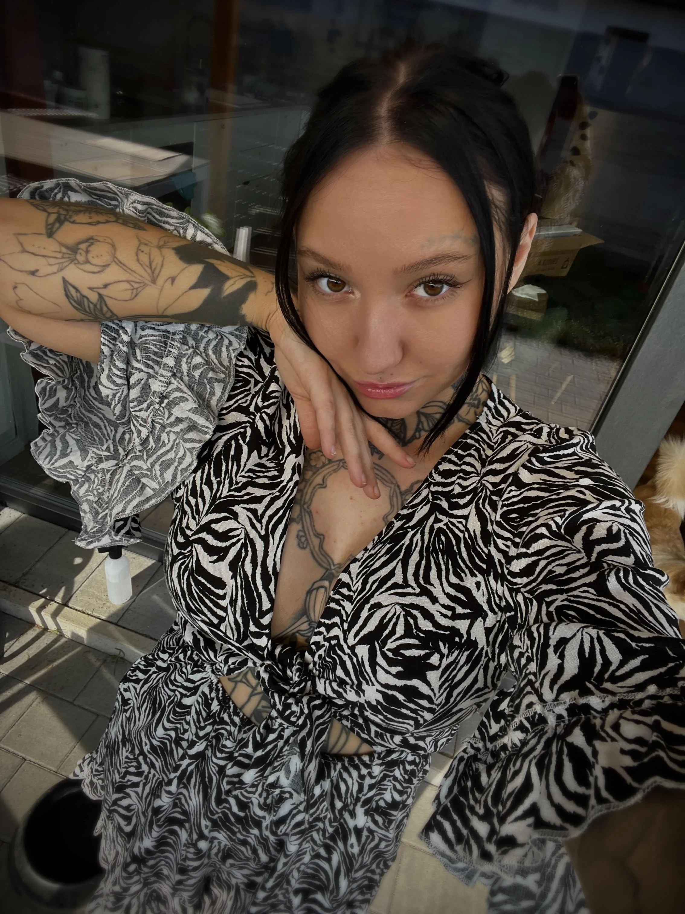 do you like tattooed girls? picture 1 of 1